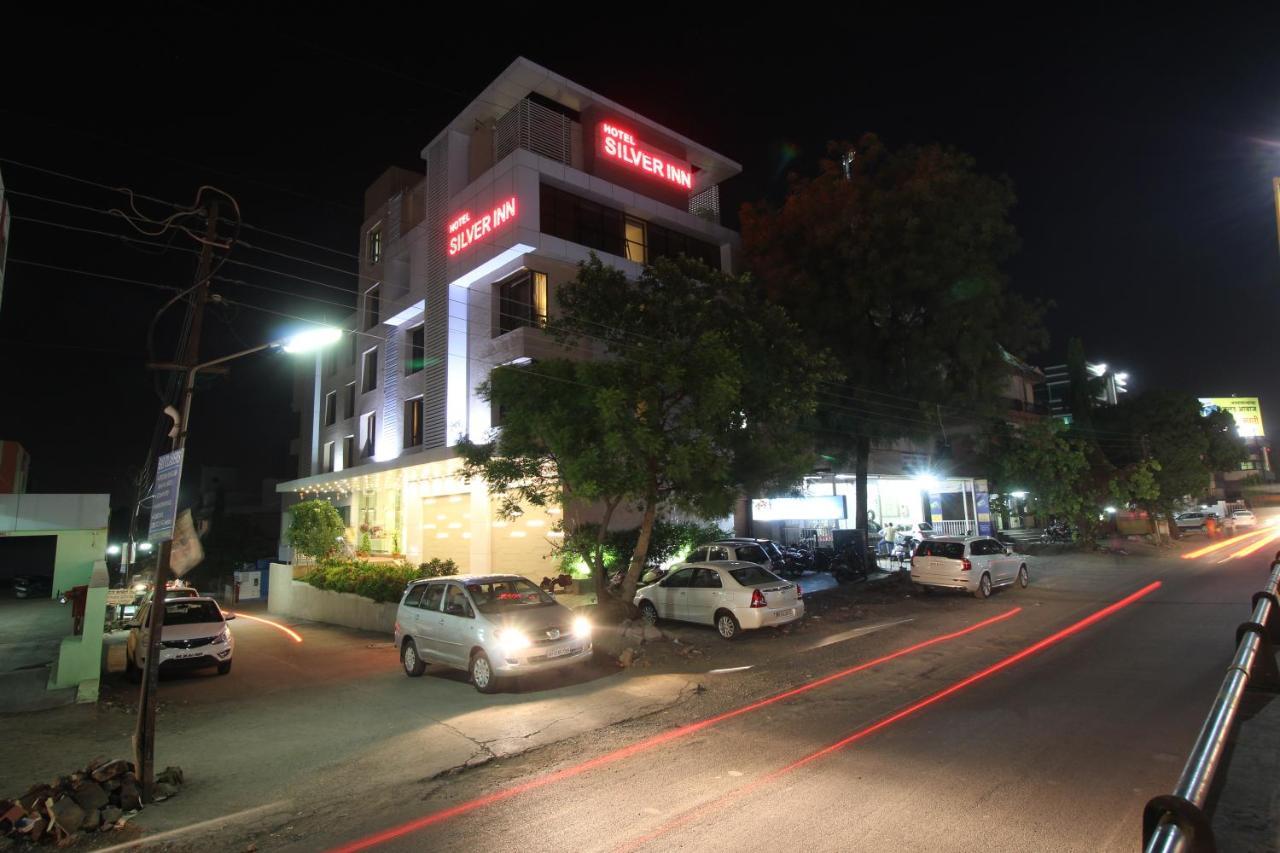 Hotel Executive Silver Inn Aurangabad  Eksteriør billede